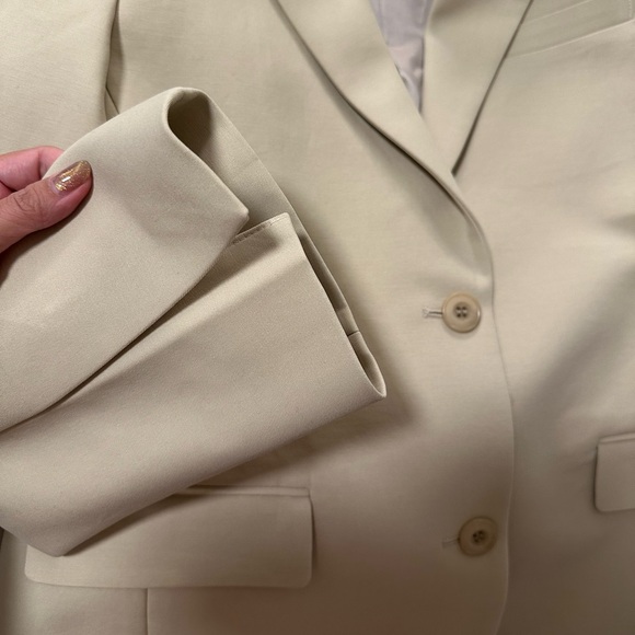 THE FRANKIE SHOP COLETTE HOURGLASS BLAZER - BEIGE M/L, NWT - Picture 11 of 15